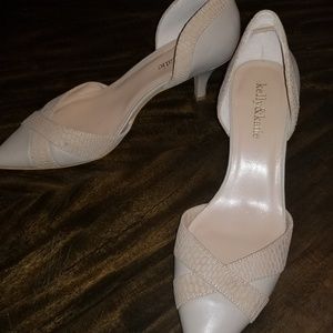 Kelly&Katie beige low heels